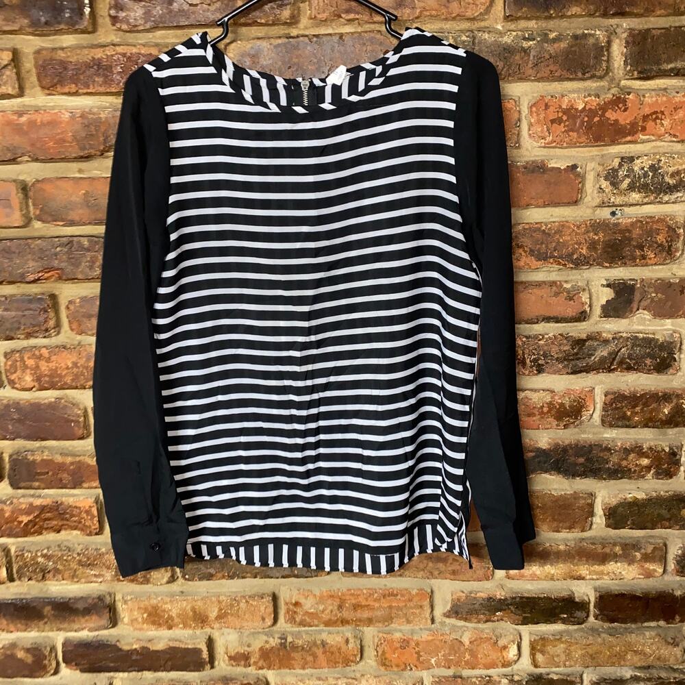 Old Navy Black & White Striped Long Sleeve Zip-Back Blouse Women's Size XS